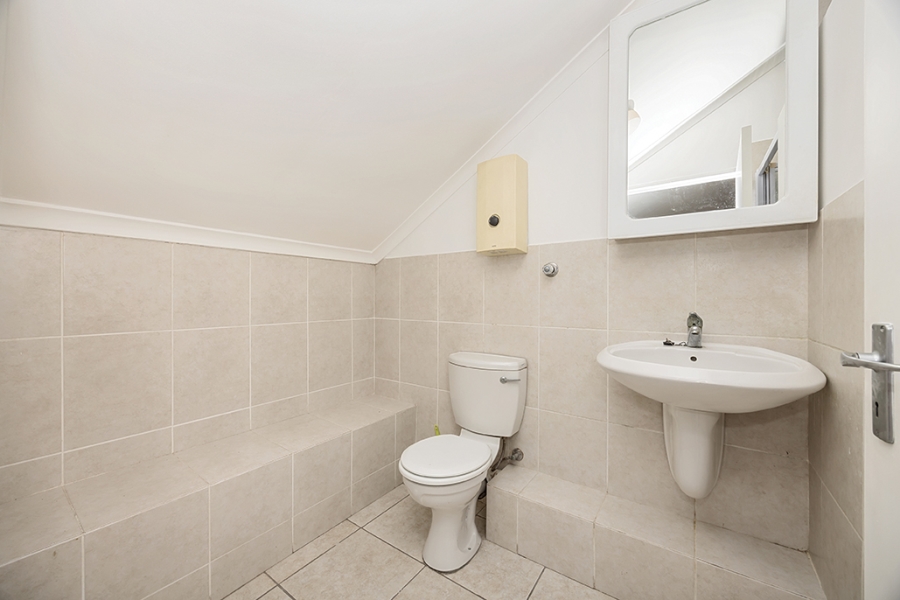 1 Bedroom Property for Sale in Sandown Western Cape